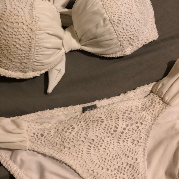 AERIE Holly White Lace Push-up Bikini - Picture 2 of 4